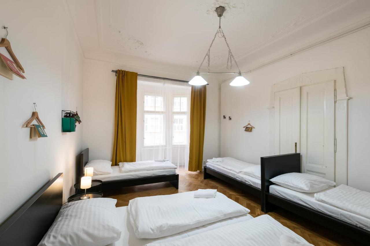 פראג Gorazdova Apartments מראה חיצוני תמונה