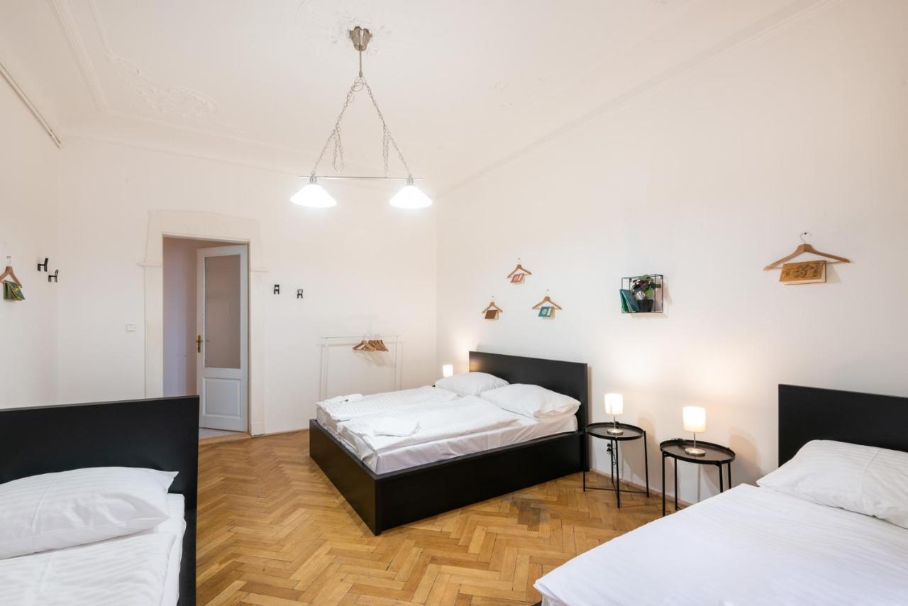 פראג Gorazdova Apartments מראה חיצוני תמונה