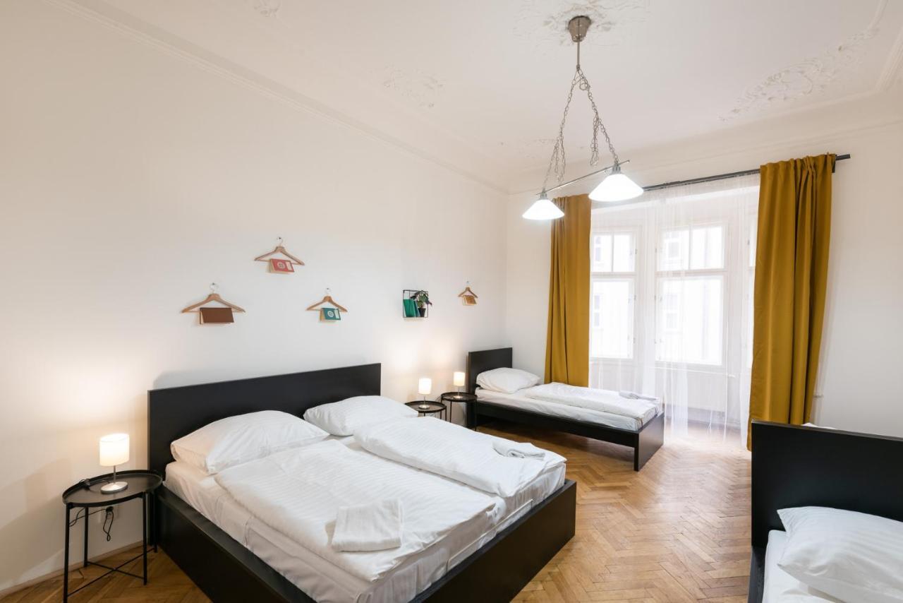 פראג Gorazdova Apartments מראה חיצוני תמונה